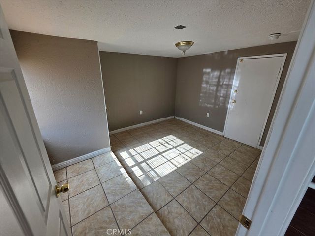 44108 Gadsden Avenue, Lancaster, CA 93534