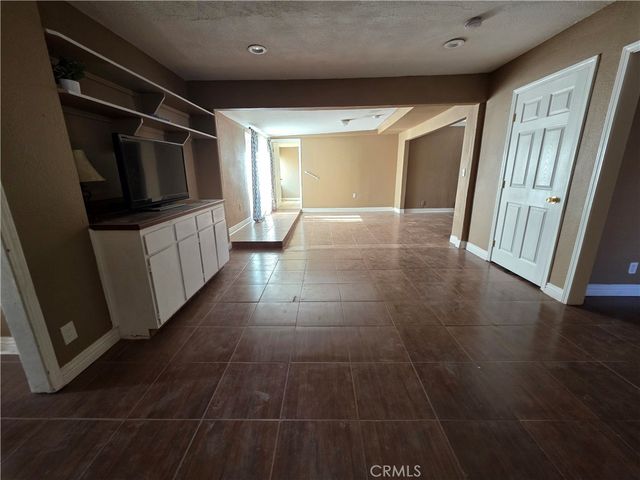 44108 Gadsden Avenue, Lancaster, CA 93534