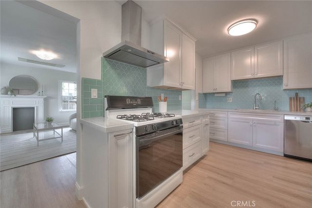 1933 W Jacaranda Place, Fullerton, CA 92833