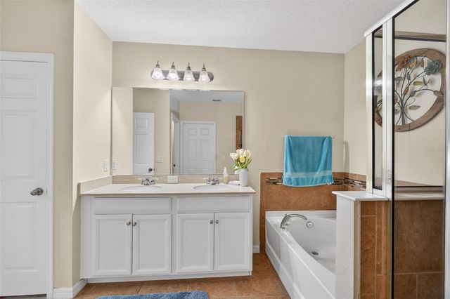 442 KESTREL DRIVE, Groveland, FL 34736