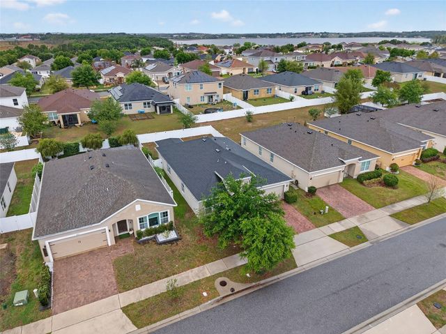 442 KESTREL DRIVE, Groveland, FL 34736