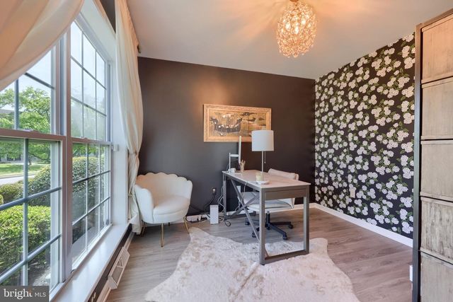 13 S LARKSPUR DR, Palmyra, PA 17078
