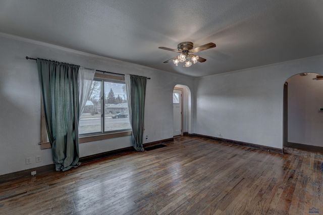 3812 W MAIN, Rapid City, SD 57702