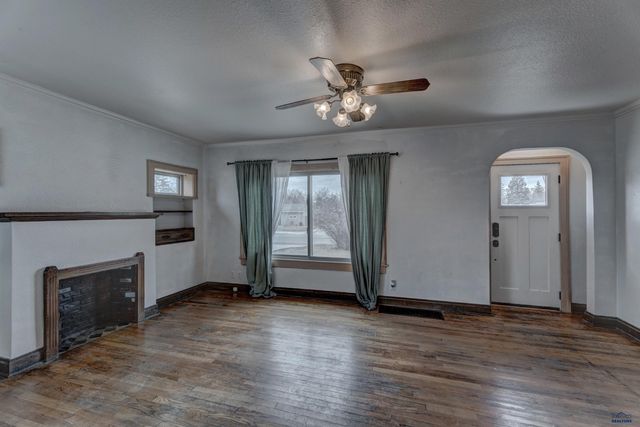 3812 W MAIN, Rapid City, SD 57702