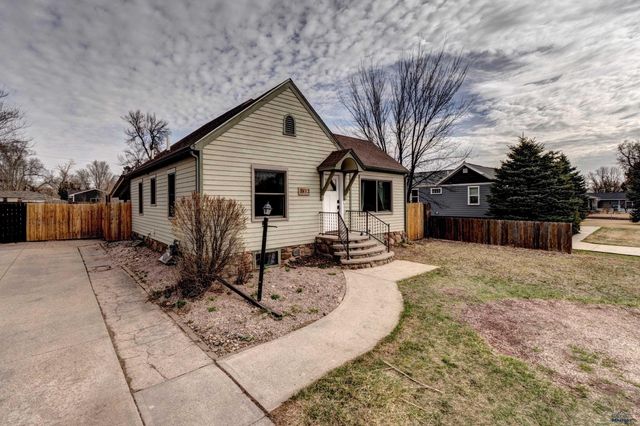 3812 W MAIN, Rapid City, SD 57702