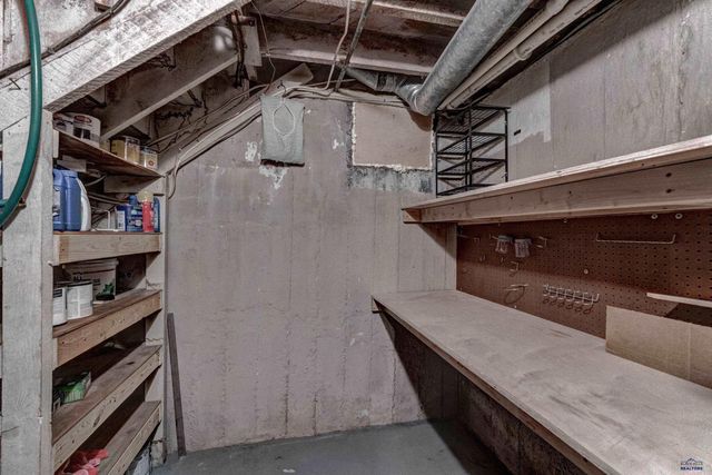 3812 W MAIN, Rapid City, SD 57702