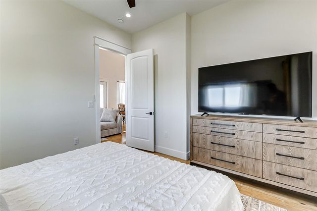 1395 Keith Avenue, Gilchrist, TX 77617
