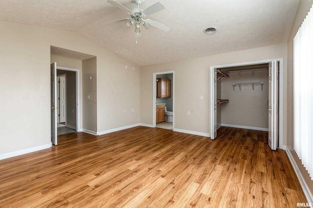 1500 APACHE Drive, Marion, IL 62959