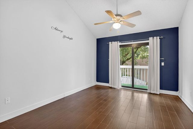 2047 Winners Circle 2047, North Lauderdale, FL 33068