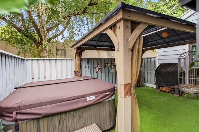 2047 Winners Circle 2047, North Lauderdale, FL 33068