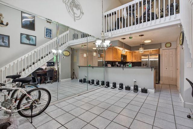 2047 Winners Circle 2047, North Lauderdale, FL 33068