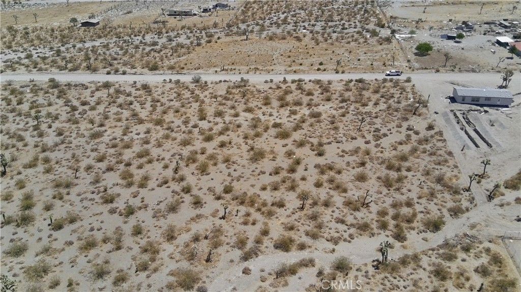 Image 5 of property listing at 0 Azure View Road, Pinon Hills, CA 92372
