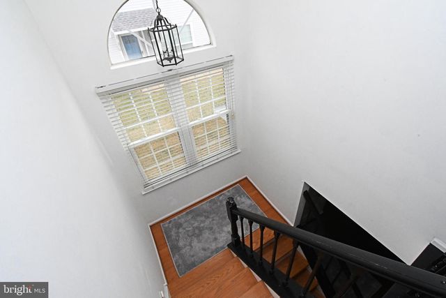 32 SKYVIEW WAY, Newtown, PA 18940