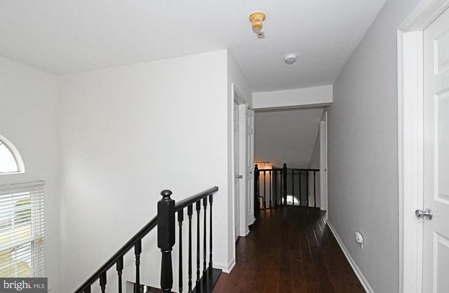 32 SKYVIEW WAY, Newtown, PA 18940