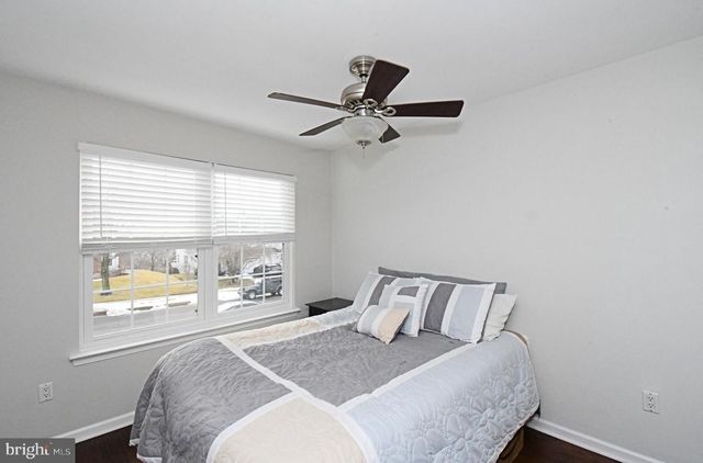 32 SKYVIEW WAY, Newtown, PA 18940