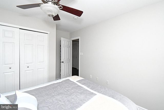 32 SKYVIEW WAY, Newtown, PA 18940