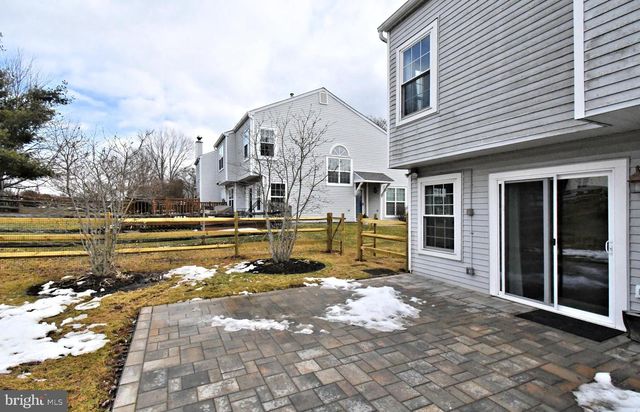 32 SKYVIEW WAY, Newtown, PA 18940