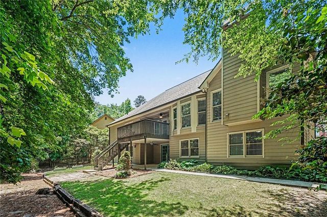 977 Sunny Glenn Court, Lawrenceville, GA 30043