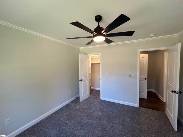 226 Lakewood Drive, Clinton, SC 29325