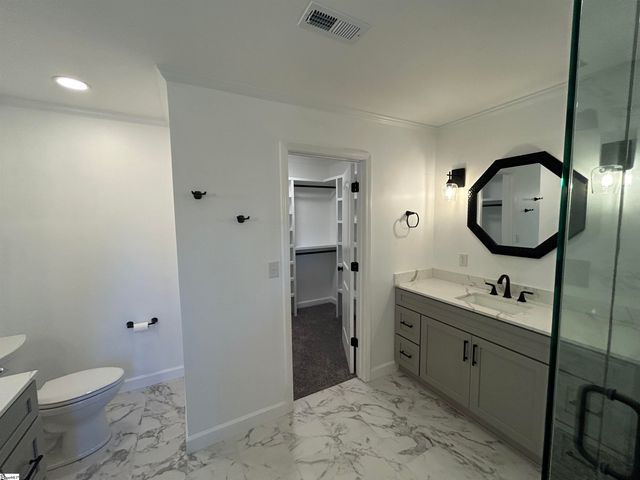 226 Lakewood Drive, Clinton, SC 29325