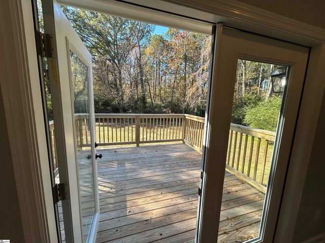 226 Lakewood Drive, Clinton, SC 29325