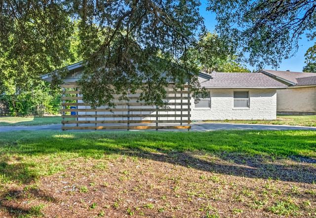 2251 Hartline Drive, Dallas, TX 75228