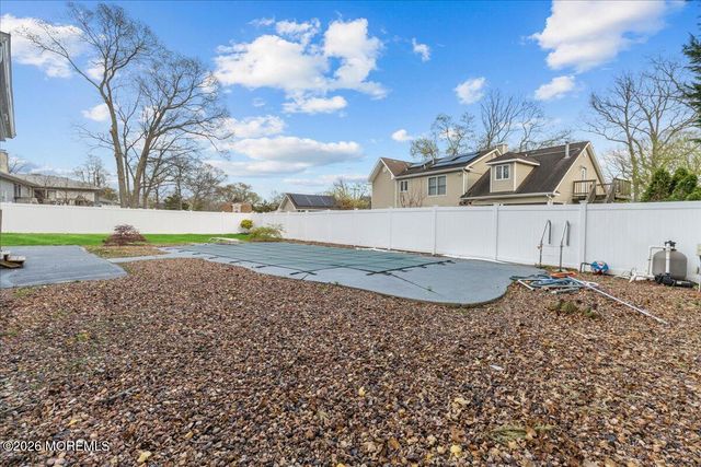 353 Constitution Drive, Forked River, NJ 08731