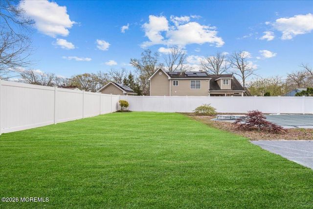 353 Constitution Drive, Forked River, NJ 08731