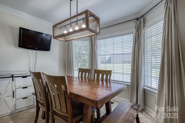 2553 Genes Loop, Morganton, NC 28655