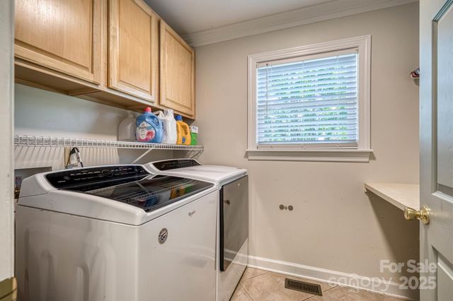 2553 Genes Loop, Morganton, NC 28655