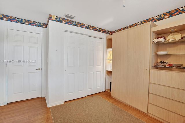 16419 Sapphire Pl, Weston, FL 33331