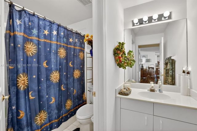 16419 Sapphire Pl, Weston, FL 33331