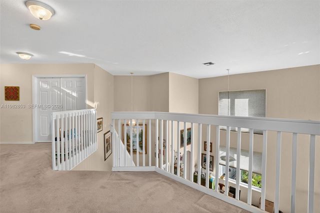 16419 Sapphire Pl, Weston, FL 33331