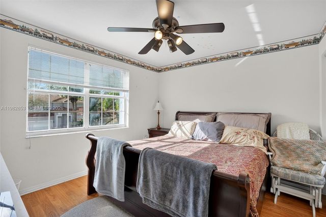 16419 Sapphire Pl, Weston, FL 33331