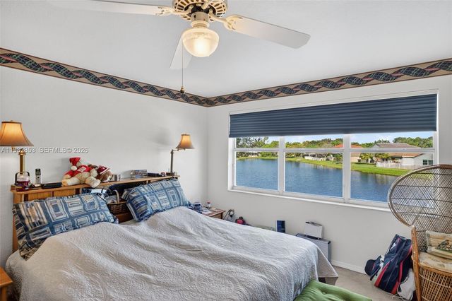 16419 Sapphire Pl, Weston, FL 33331