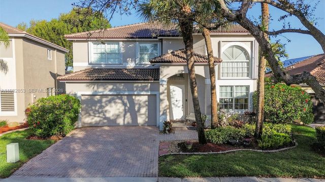 16419 Sapphire Pl, Weston, FL 33331