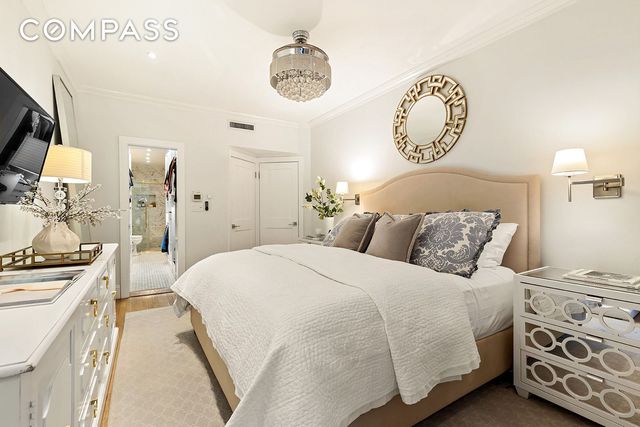 14 E 68th Street B, New York City, NY 10065