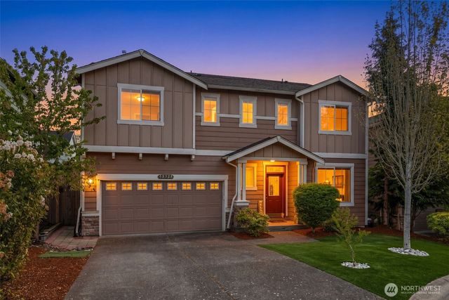 19728 77th Place NE, Kenmore, WA 98028