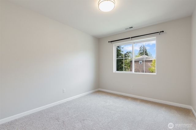 19728 77th Place NE, Kenmore, WA 98028