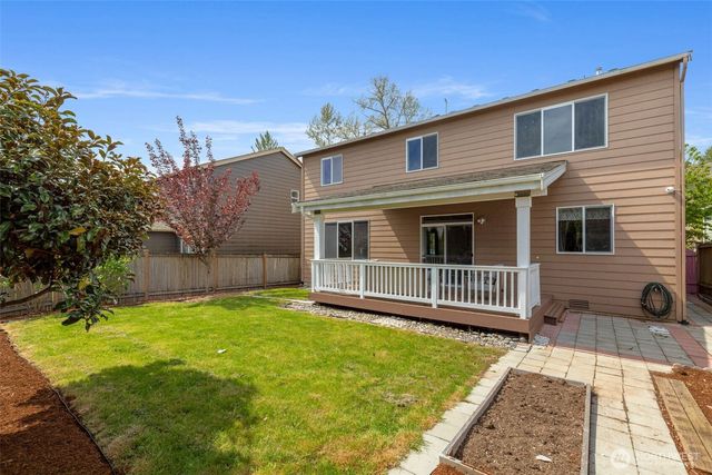 19728 77th Place NE, Kenmore, WA 98028