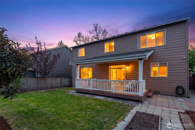 19728 77th Place NE, Kenmore, WA 98028