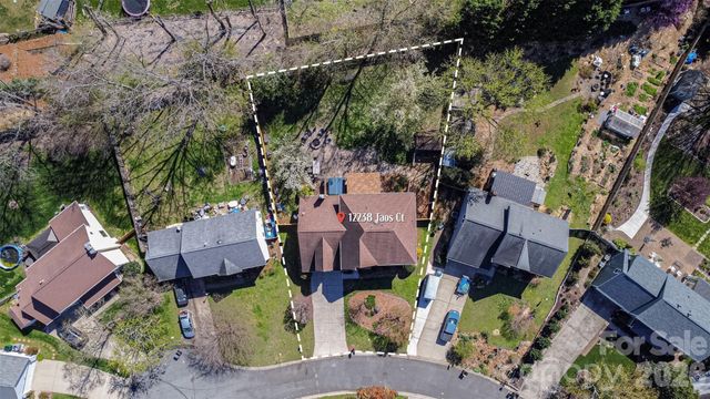 12238 Taos Court, Charlotte, NC 28277