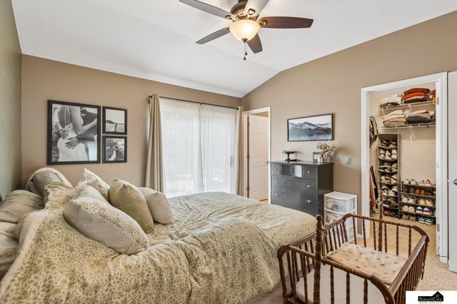 14631 Kansas Avenue, Omaha, NE 68116