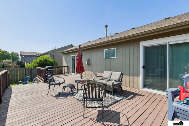 14631 Kansas Avenue, Omaha, NE 68116