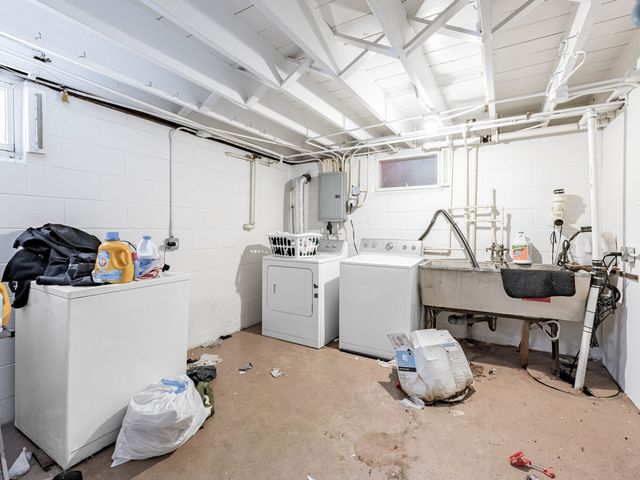 580 Hirsch Avenue, Calumet City, IL 60409