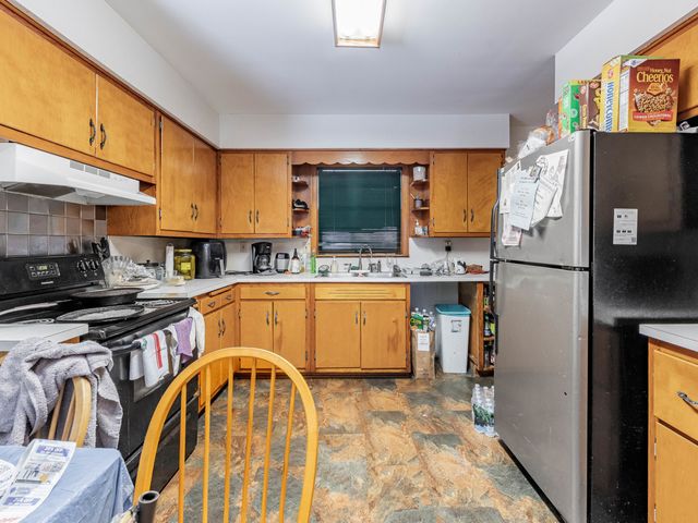 580 Hirsch Avenue, Calumet City, IL 60409