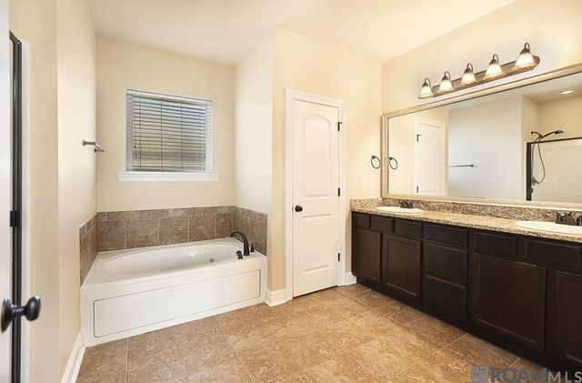 16290 Timberstone Dr, Prairieville, LA 70769