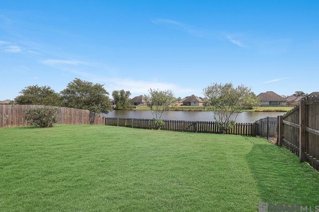 16290 Timberstone Dr, Prairieville, LA 70769