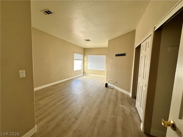 7873 Blue Brook Drive, Las Vegas, NV 89147