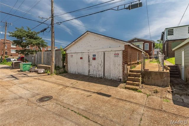 3471 Morganford Road, St Louis, MO 63116